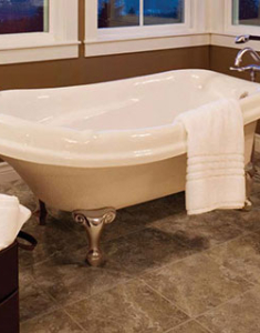 R_RES_Bathroom_Tub_1_ST_Vv1_AVELINO_Olympus_Brown_DT_Palatina_RES_01