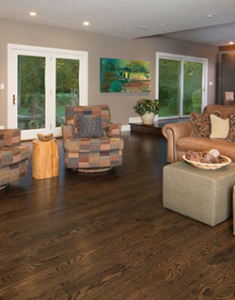 L_RES_Family_Room_Glass_Doors_1_ST_EOv1_ROSSIE_EASY_LIVING_WALNUT_Family-Room-4T2A0553