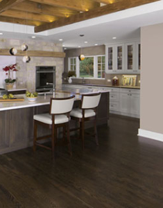 L_RES_Kitchen_Wooden_Beams_1_ST_EOv1_ROSSIE_EASY_LIVING_WALNUT_Kitchen-4T2A0311